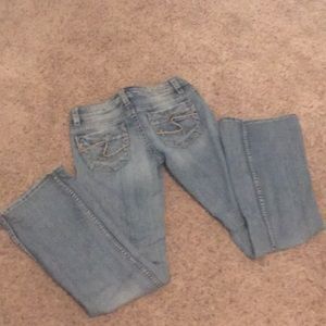 Silver “Frances” jeans.  Size 26 x 33